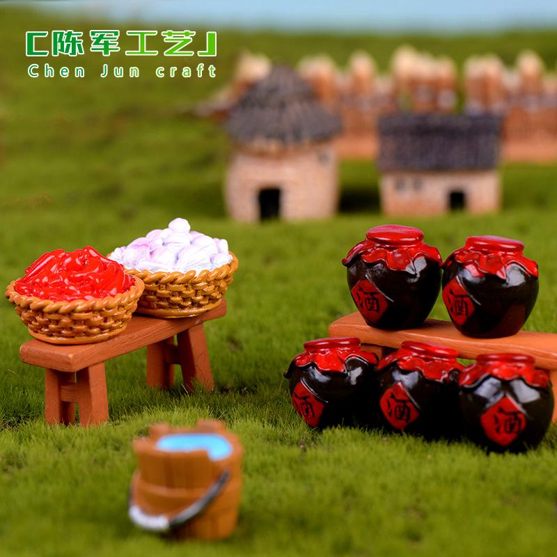 Phụ Kiện Tiểu Cảnh Tiểu cảnh thùng gỗ, tỏi, ớt, bát rượu, trang trí nhựa (ZC-121)