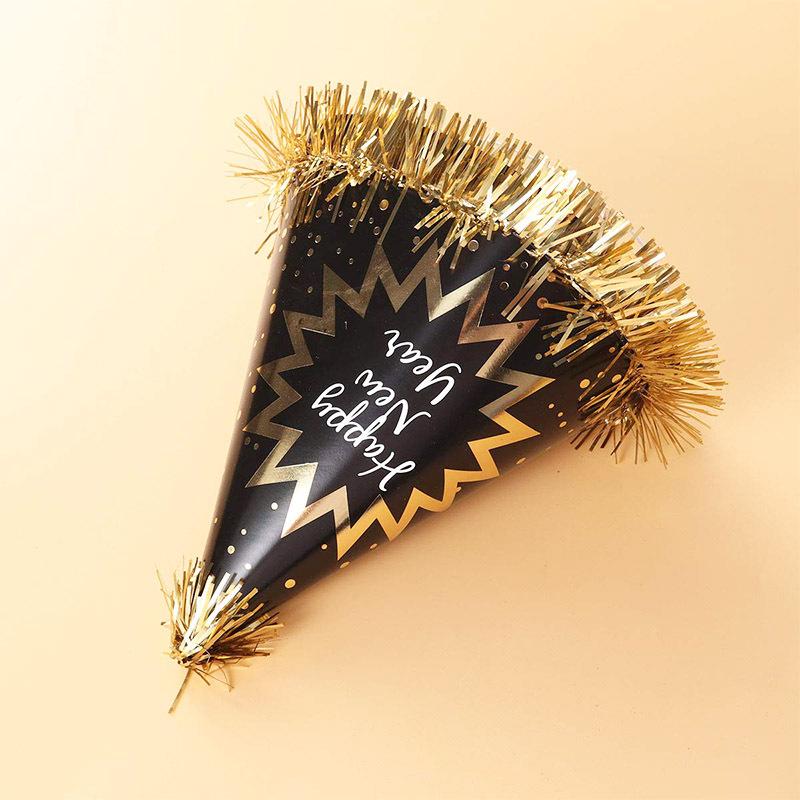 Trang Trí Noel Mũ tiệc Tết 2024 - mũ trang trí đen vàng với tua rua và pompom màu sắc, lý tưởng cho sinh nhật và sự kiện. Có sẵn để bán sỉ.