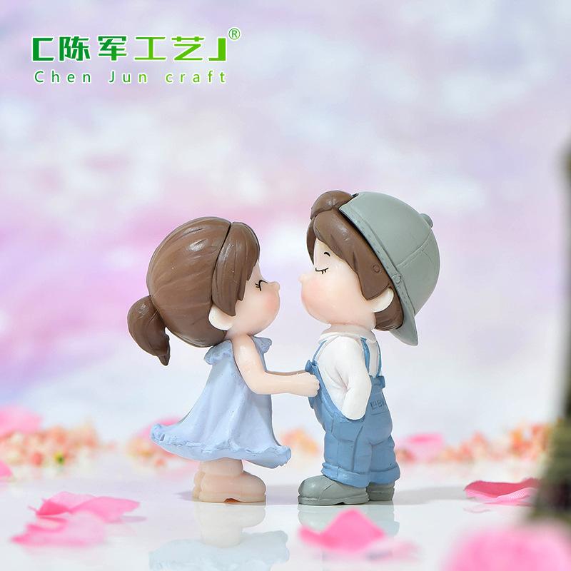 Phụ Kiện Tiểu Cảnh Cặp đôi khiêu vũ trang trí bánh và móc khóa dễ thương (ZC-749)