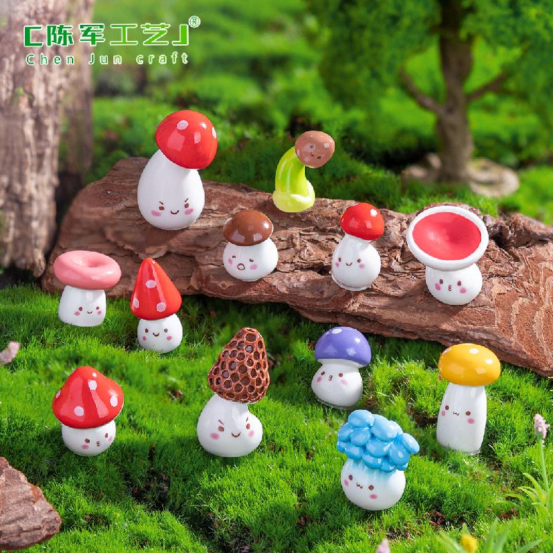 Phụ Kiện Tiểu Cảnh 跨境外贸微景观可爱歪头小蘑菇萌粒 苔藓园艺diy装饰品配件小摆件