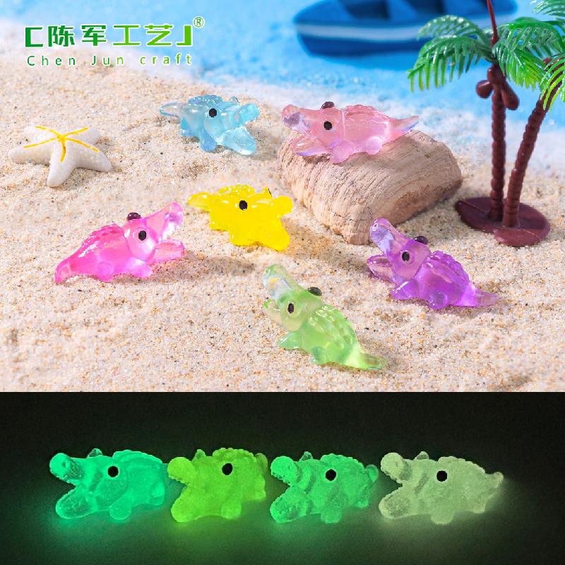 Phụ Kiện Tiểu Cảnh 跨境外贸微景观创意夜光大嘴鳄鱼萌粒 DIY装饰品挂配件迷你小摆件