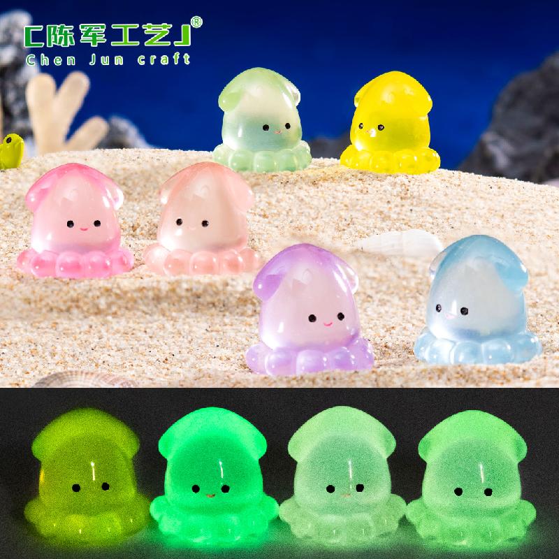 Phụ Kiện Tiểu Cảnh 微景观创意荧夜光乌贼萌粒水族造景DIY装饰品盲袋配件迷你小摆件