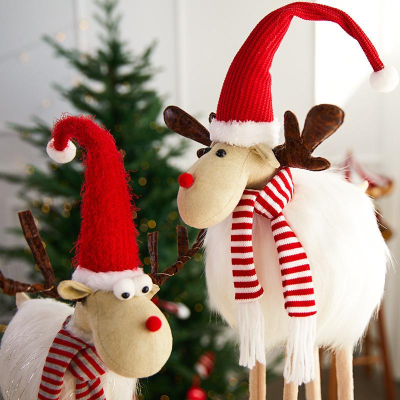 Trang Trí Noel Trang trí Noel: Đồ chơi nai, trưng bày cửa sổ dịp lễ