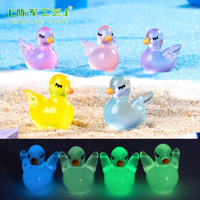 Phụ Kiện Tiểu Cảnh 跨境新品微景观创意夜光天鹅萌粒盲袋 DIY装饰品挂配件迷你小摆件