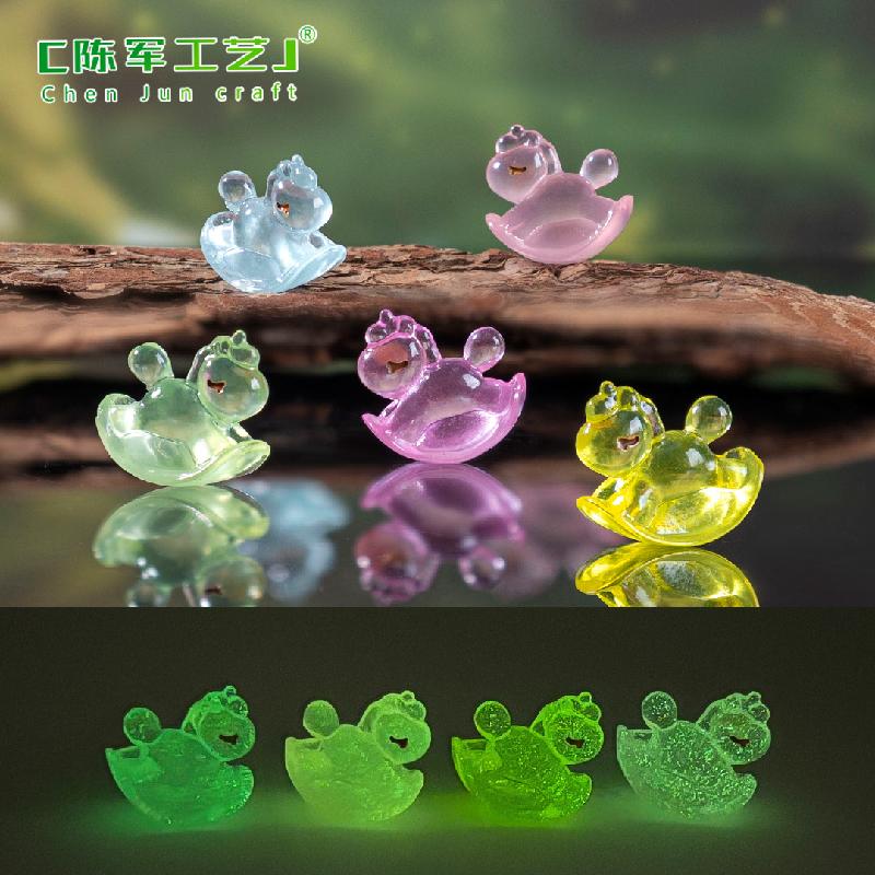 Phụ Kiện Tiểu Cảnh 跨境微景观创意夜光彩虹摇摇马萌粒 DIY装饰品配件迷你树脂小摆件