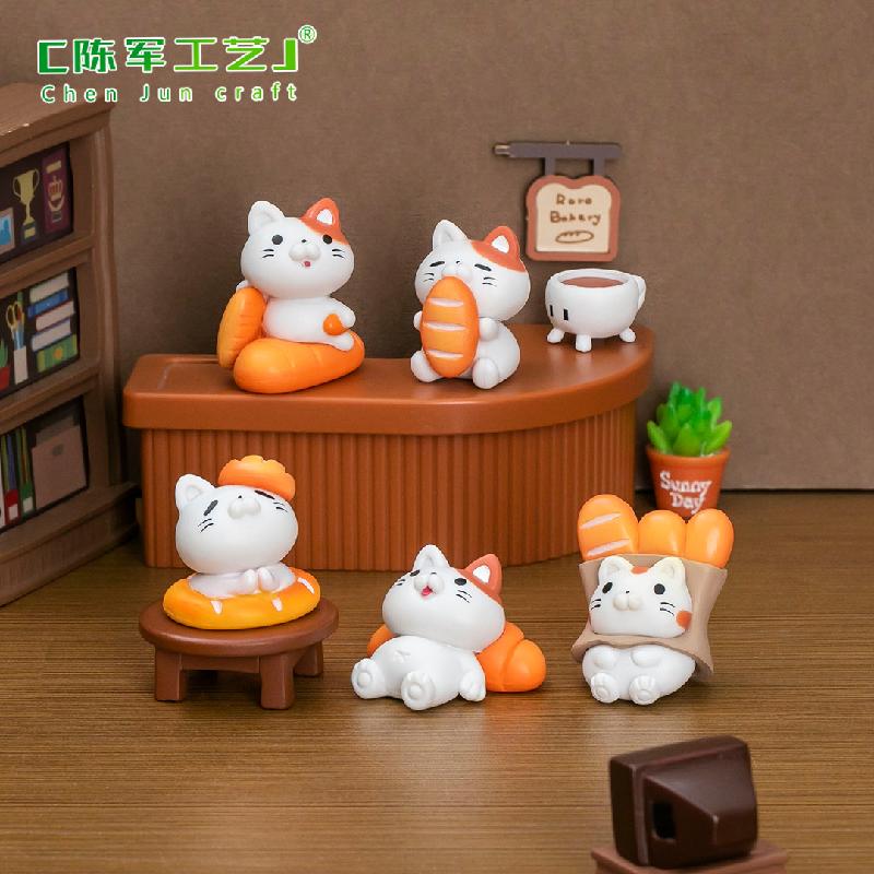 Phụ Kiện Tiểu Cảnh Tiểu cảnh mèo bánh mì, trang trí xe hơi và bàn làm việc (ZC-101)
