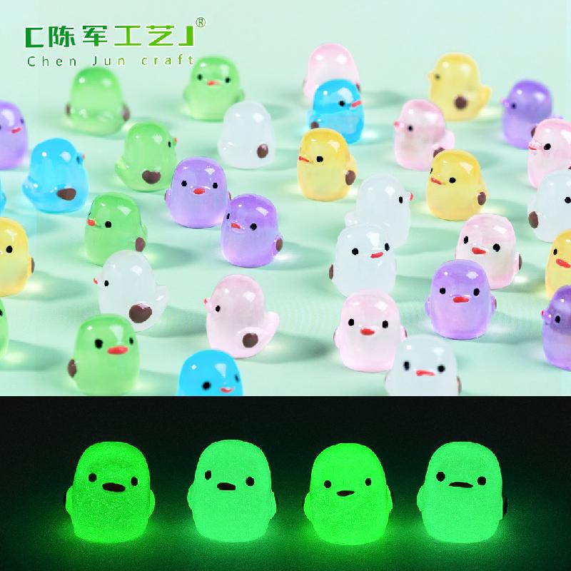 Phụ Kiện Tiểu Cảnh Tiểu cảnh gà con phát sáng mini trang trí xe và bàn (ZC-777)