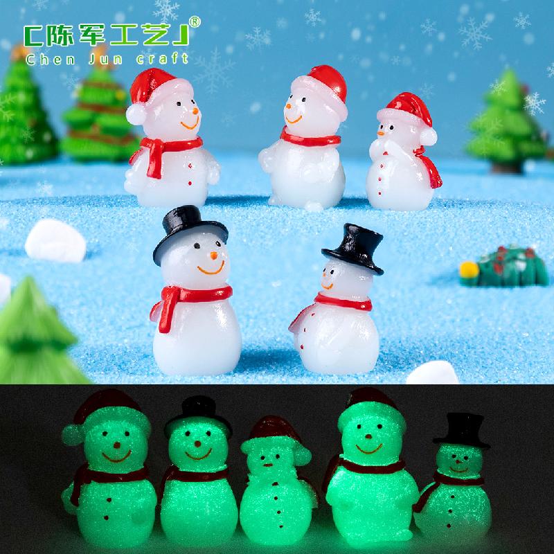 Phụ Kiện Tiểu Cảnh 微景观创意圣诞荧夜光雪人雪地造景 DIY装饰品配件迷你桌面小摆件